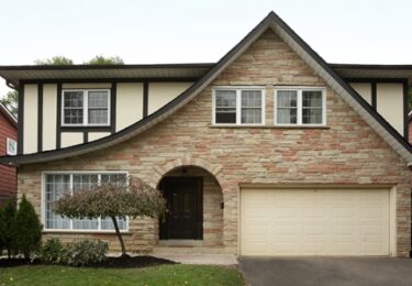 Photo of Selling Your House? Make Sure You Price It Right.