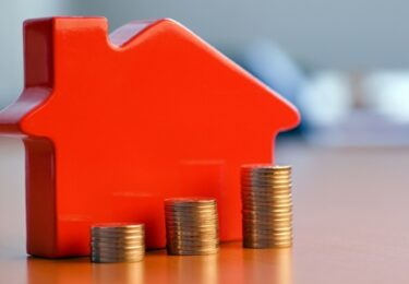 Photo of What You Should Do Before Interest Rates Rise