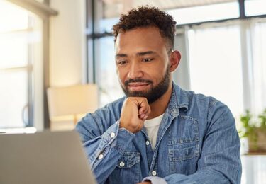 Photo of Why Aren’t Home Prices Crashing?