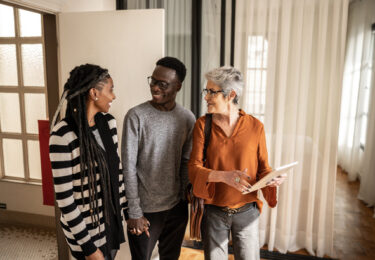 Photo of A Real Estate Agent Helps Take the Fear Out of the Market