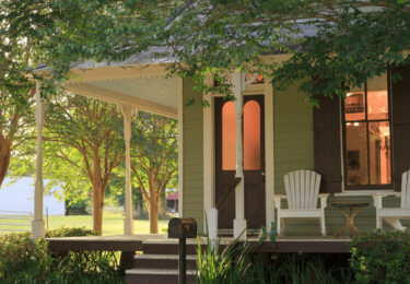 Photo of Selling Smart: Why a Real Estate Agent Makes All the Difference