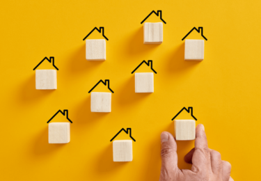 Photo of Expert Forecasts for the 2025 Housing Market