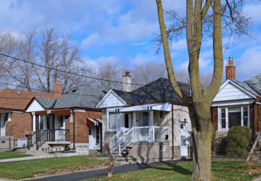 Photo of 4 Reasons Your House Is High on Every Buyer’s Wish List This Season