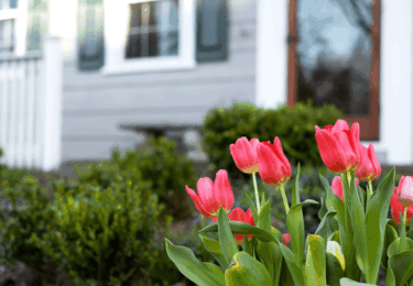 Photo of Spring Sellers Have an Edge. Here’s Why.