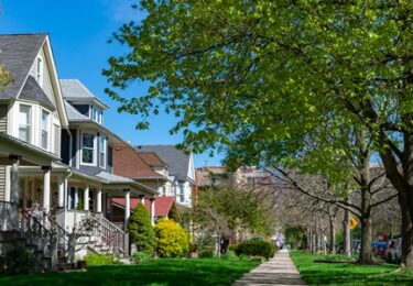 Photo of 3 Graphs Showing Why Today’s Housing Market Isn’t Like 2008