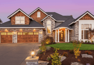 Photo of Selling a Luxury House? Here’s Why Now Is a Good Time