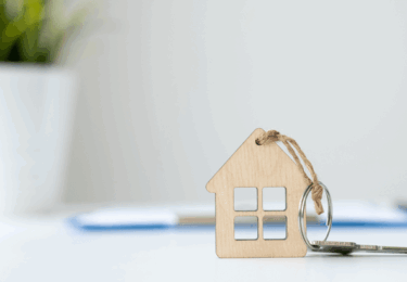 Photo of Before You Fall in Love with a House, Do This First.