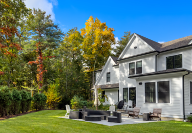 Photo of Why So Many Sellers Are Cutting Their Price Right Now