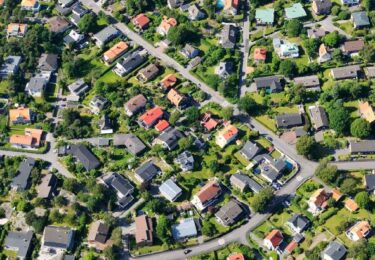 Photo of Investors Are Not Buying Up All the Homes
