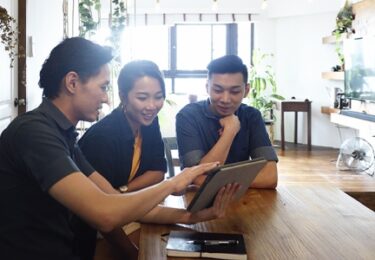 Photo of Top Questions About Selling Your Home This Winter